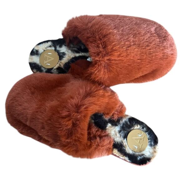 Anthropologie Shoes - Anthropologie Fuzzy Slippers Size S/M